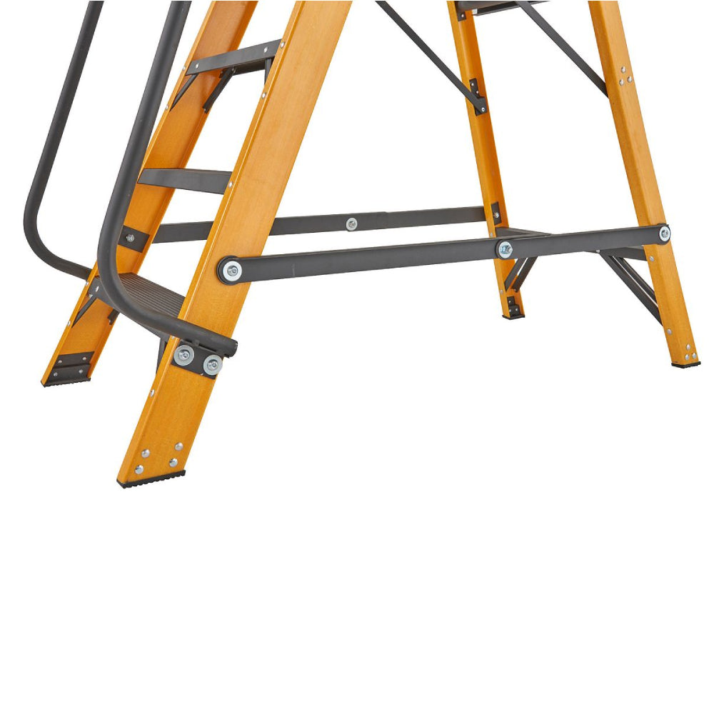 Werner 4 Tread Megastep Ladder with Handrails - EN 131