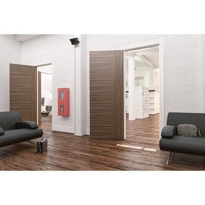 Deanta Flush Walnut Prefinished Internal Door 1981 x 762 x 35mm