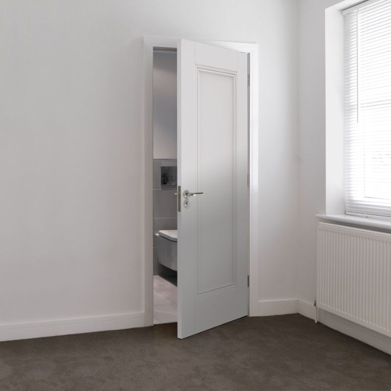 JB Kind Belton White Primed Internal Door - 1981 x 610 x 35mm