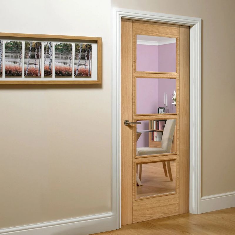 
LPD Vancouver Oak 4 Lite Glazed Internal Door 78in x 24in x 35mm (1981 x 610mm)
