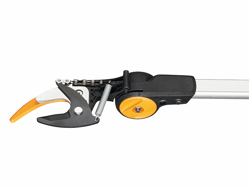 Fiskars PowerGear™ X Telescopic Tree Pruner