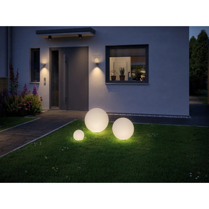 Outdoor Plug & Shine LED Globe