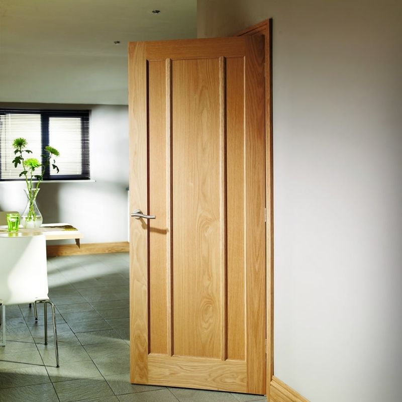 Image for XL Joinery Worcester 3 Panel Internal Oak Door 1981 x 762 x 35mm (30")