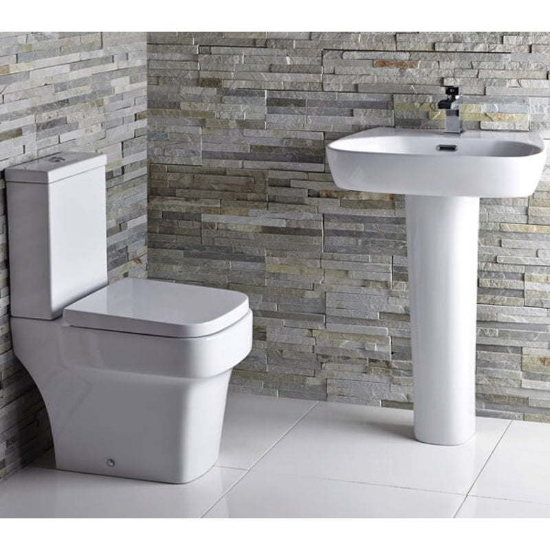 Aqua Medici Close Coupled Toilet, Cistern and Soft Close Toilet Seat