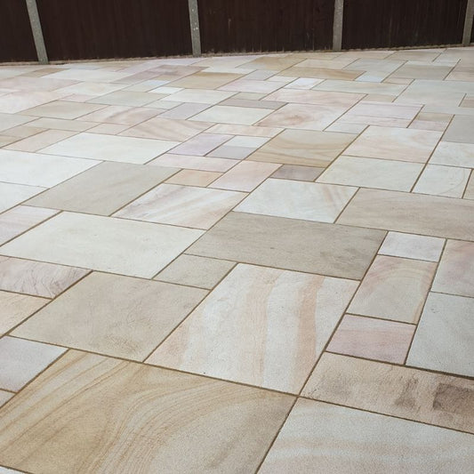 Misty Rippon Buff Sandstone Paving Pack (19.50m2 - 66 Slabs / Mixed Pack)