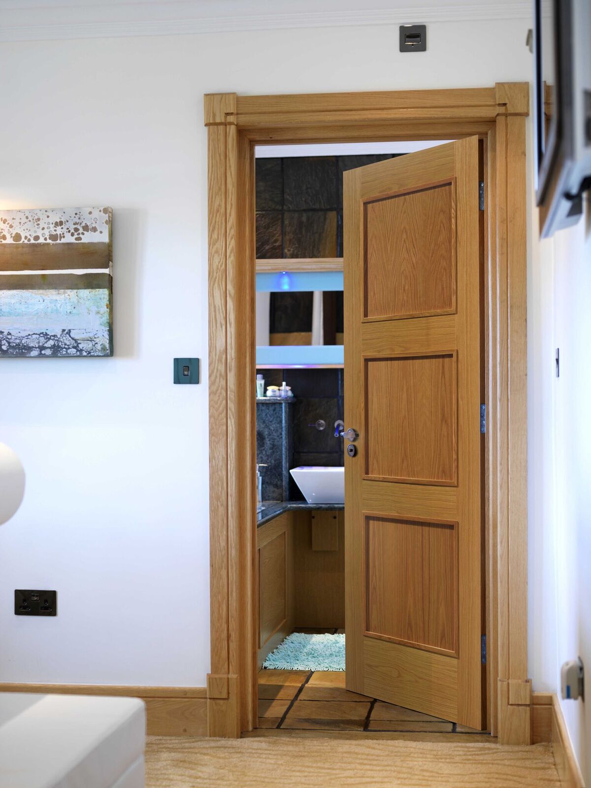 Image for JB Kind Modern R-03 Oak Pre-Finished Internal Door 1981 X 610 X 35mm