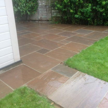 Traditional Autumn Brown Sandstone Paving Pack (19.50m2 - 66 Slabs / Mixed Pack)