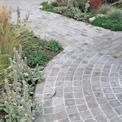 Light Grey Sandtone Cobbles/Edging Pack (23.04m2 - 900 Pieces per Pack)