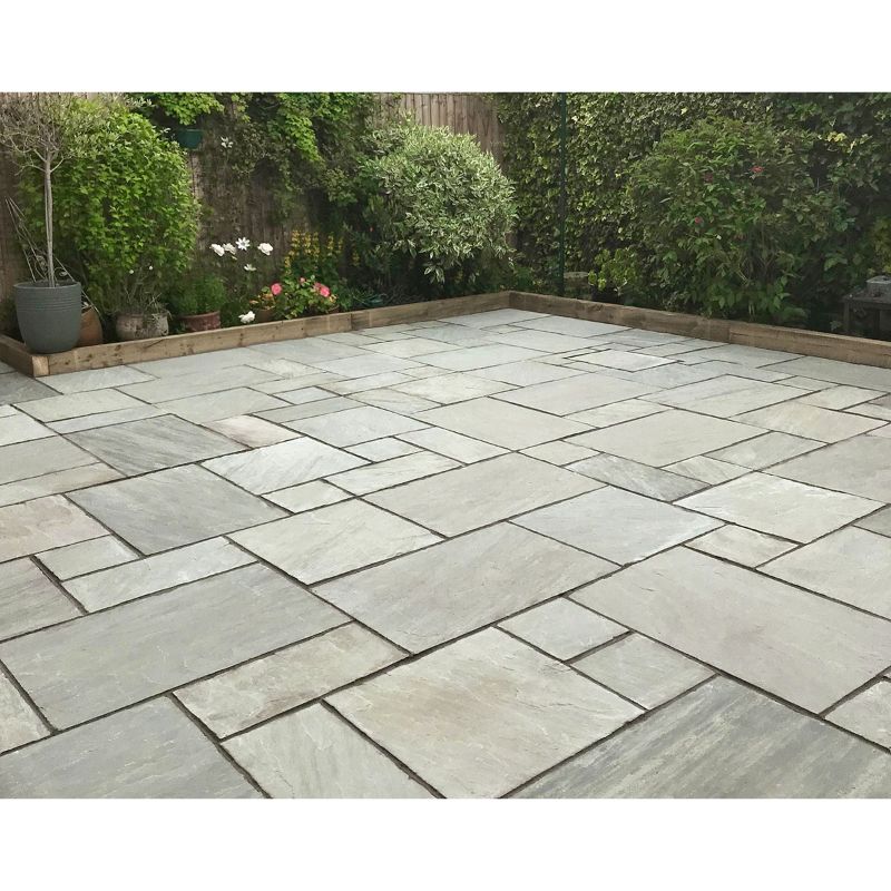 Traditional Light Grey Sandstone Paving Pack (19.50m2 - 66 Slabs / Mixed Pack)