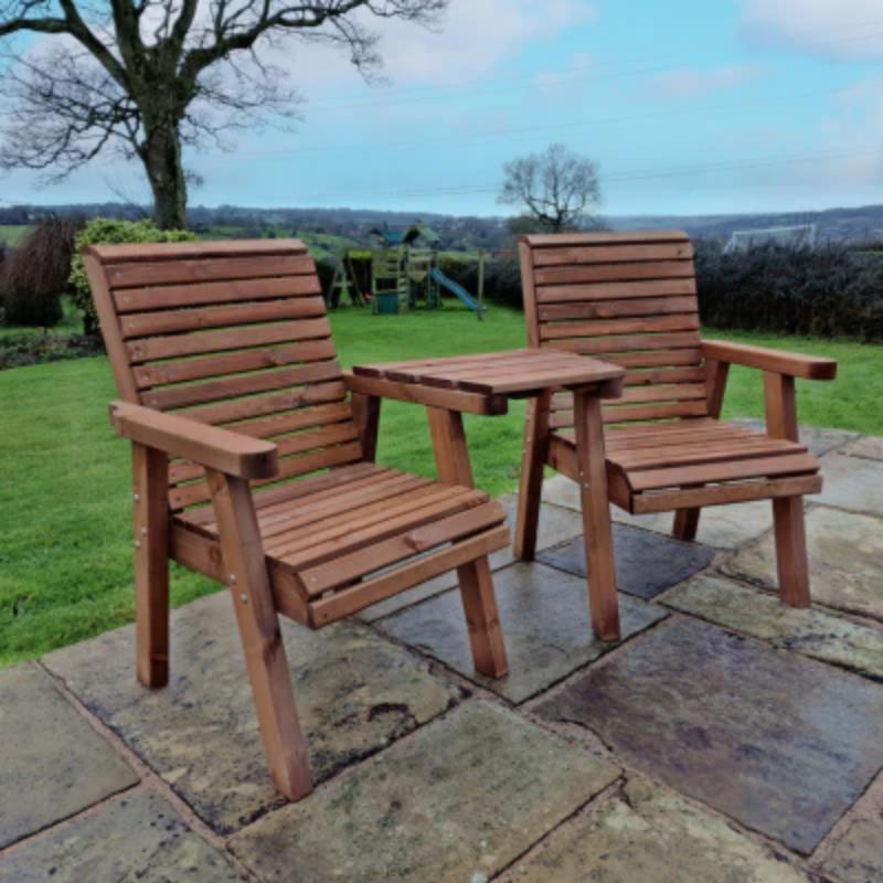 Churnet Valley Love Seat Angled